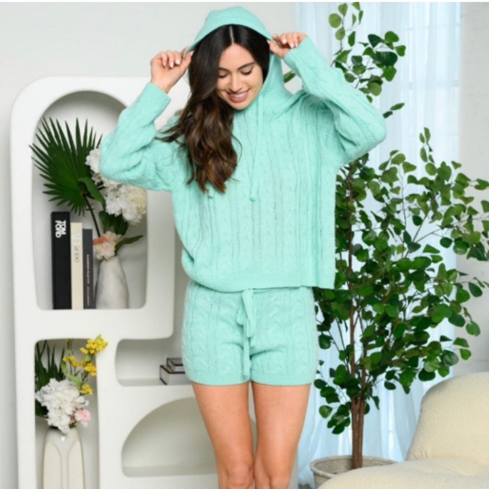 Cable Knit Sweater and Shorts Set